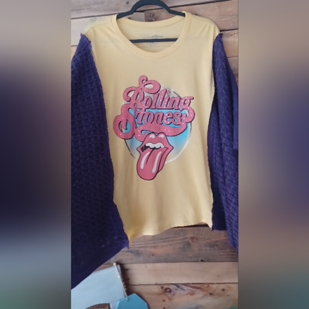 Upcycled Time and Tru Rolling Stones Purple Graphic Tee Top - Picture 4 of 8